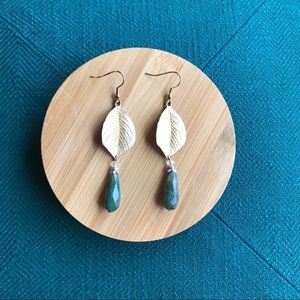 Gold leaf & green stone dangle earrings